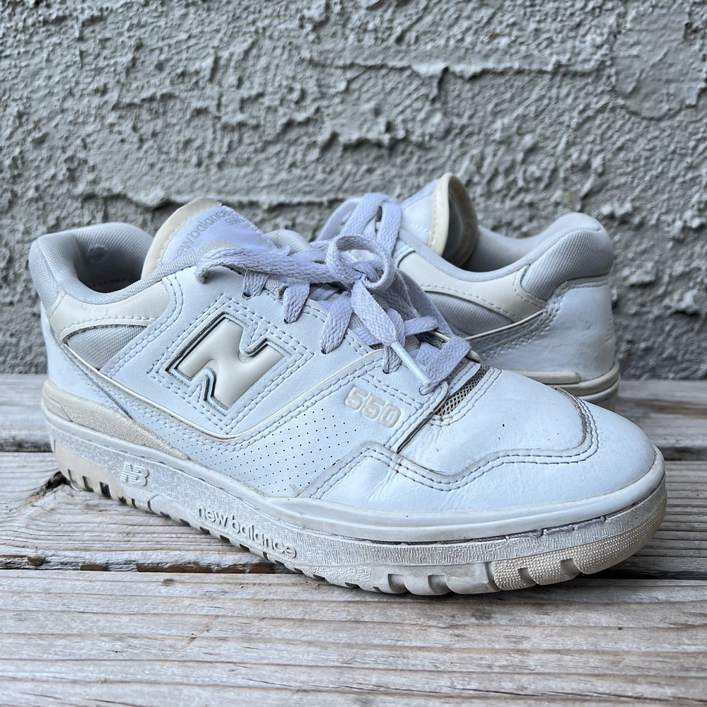 New Balance 550 Shoes Women Size 7.5 Men Size 6 White
